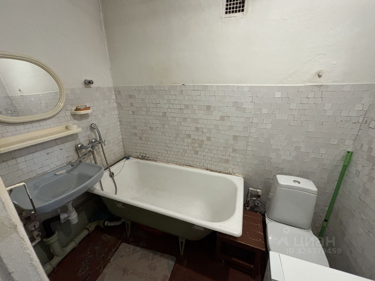 ул. Немировича-Данченко, д.30/2 №1