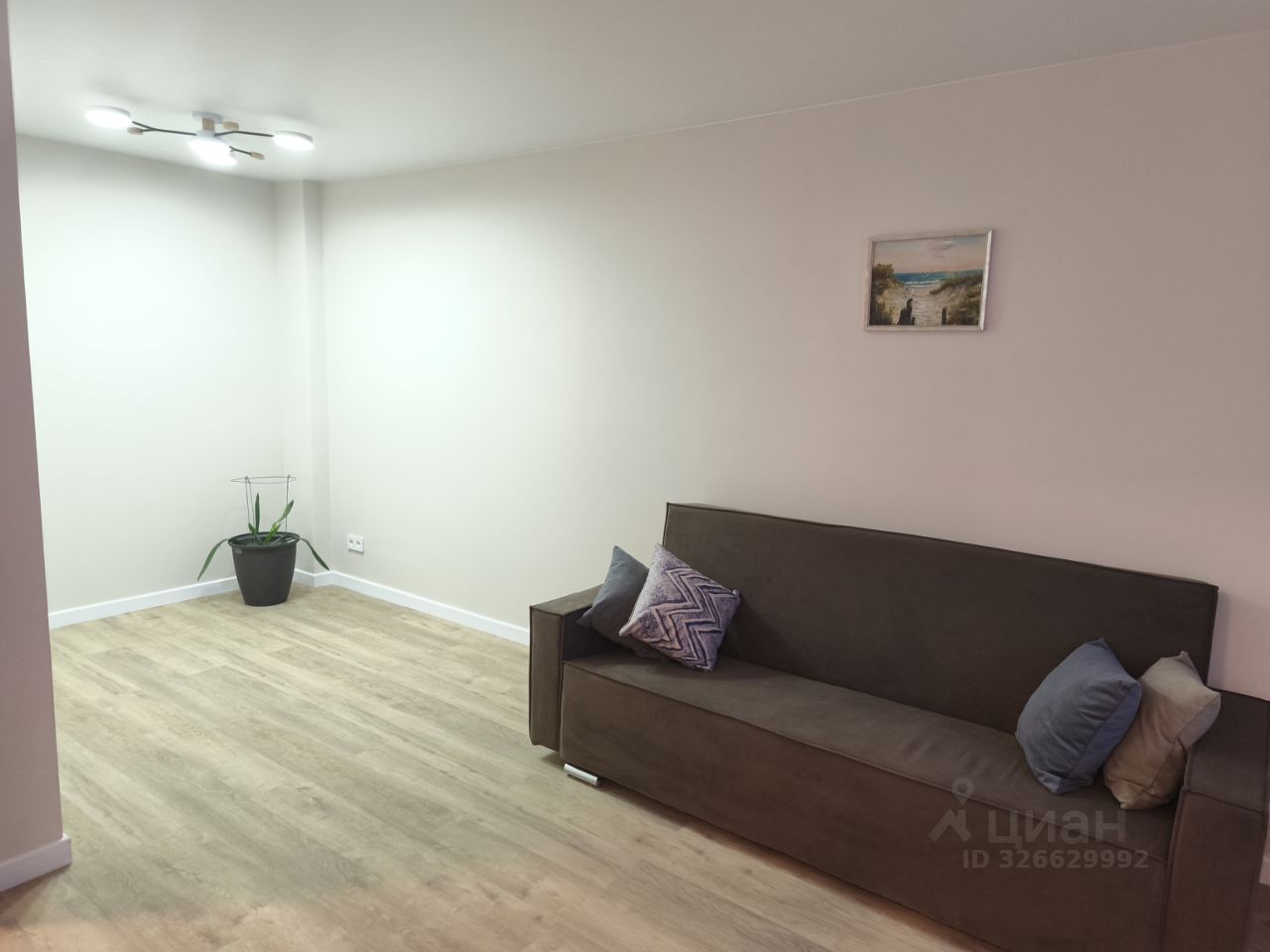 Жуковского - 105/2 №10