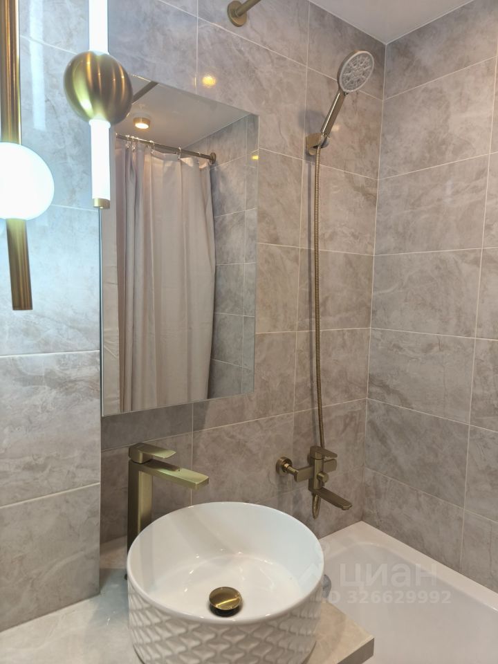 Жуковского - 105/2 №4