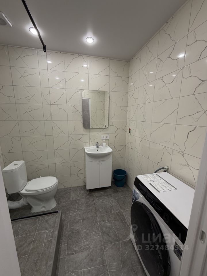 ул. Связистов, д.162/2 №1