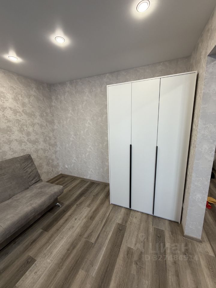 Связистов - 162/2 №5