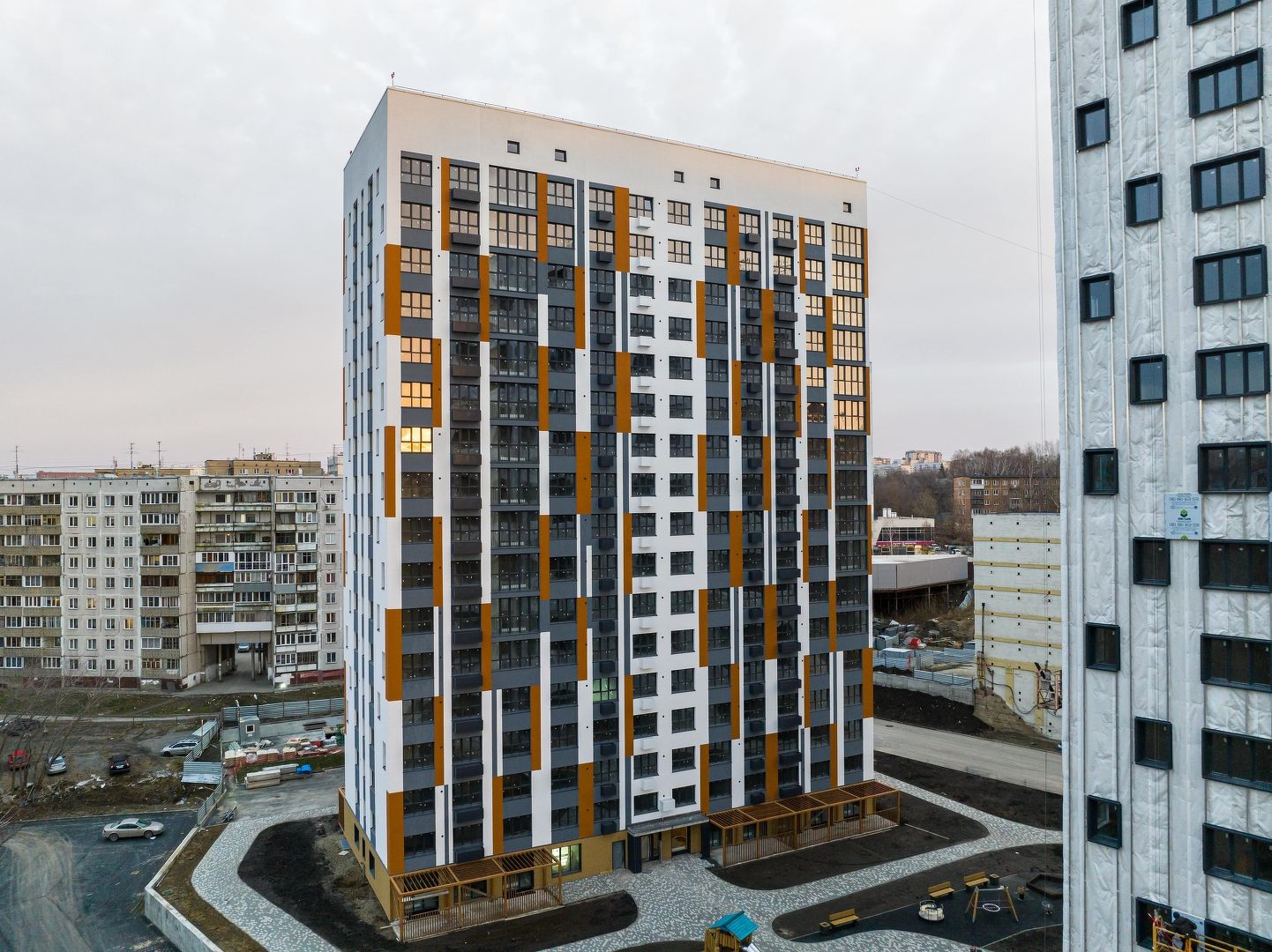 Первый на Есенина №6