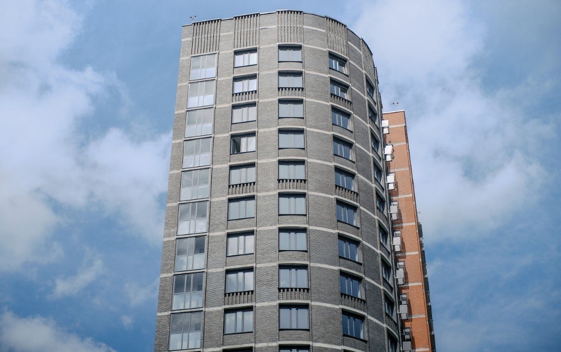 Флагман Холл №1